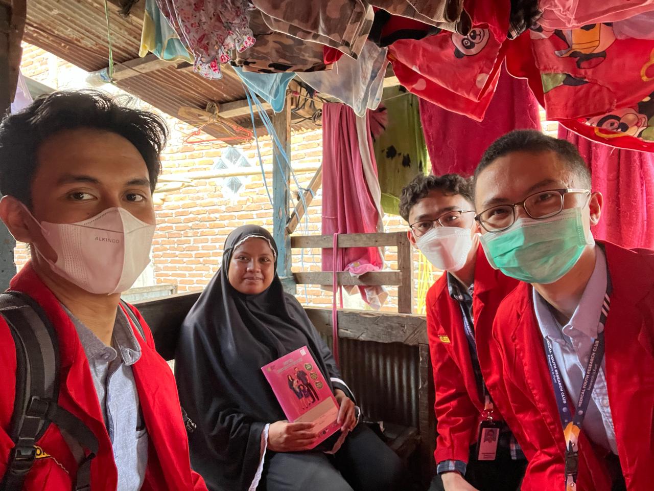 Kunjungan ke-1 Kepada Ibu Sukmawati